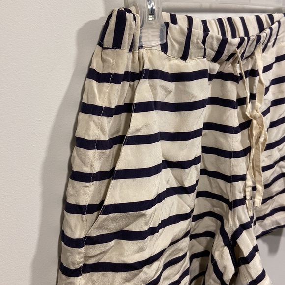 Silk shorts - Picture 2 of 6